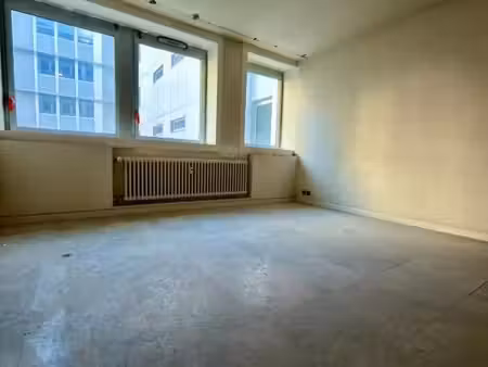 appartement 5 pièces 186 m²