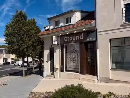 coffee shop – 2 min de la gare de crépy-en-valois – terrasse – loyer 500