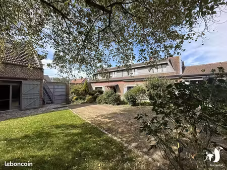 propriété 6 pièces 175 m²