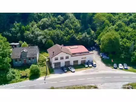 maison 4 pièces 160 m²