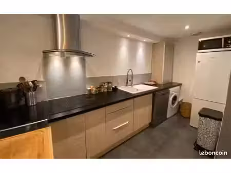 bel appartement t2 49m2