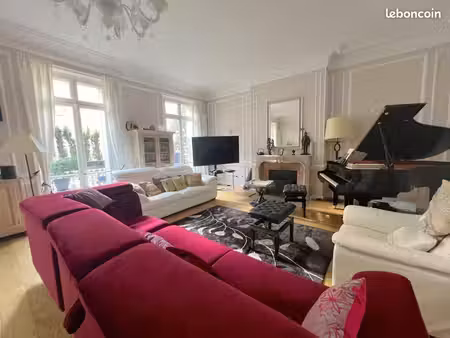 appartement en viager 6 pièces 153 m²