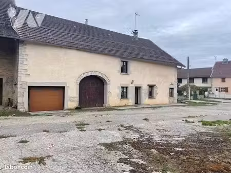ferme 6 pièces 130 m²