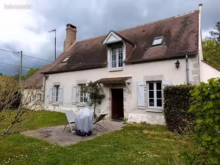 maison éclusière en bordure du canal d'orléans