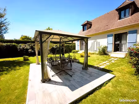 pavillon 5 pièces 101 m²