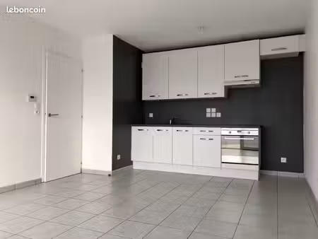 appartement 1 pièce 40 m²