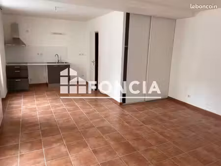 appartement 30.51m² à louer 380 - chinon 37500