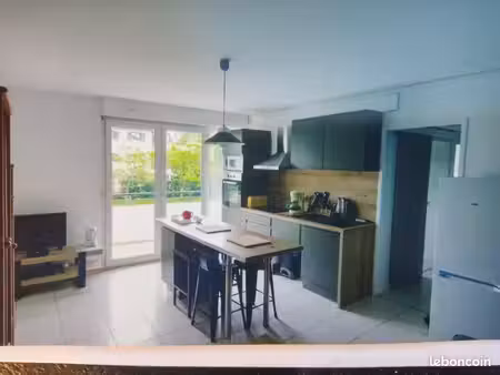 loue t3 meublé