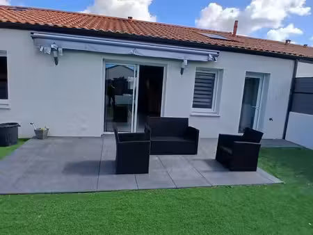 maison à louer saint père en retz 970