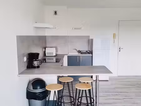 appartement t2 meublé avec place de parking