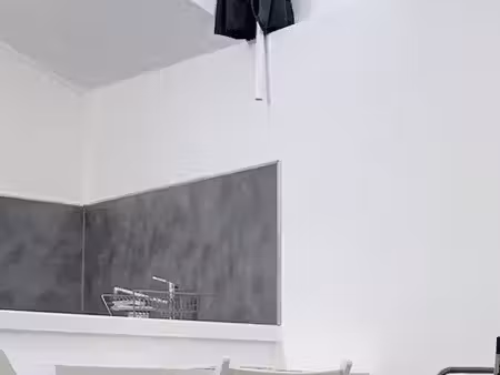 très bel studio de 20m2