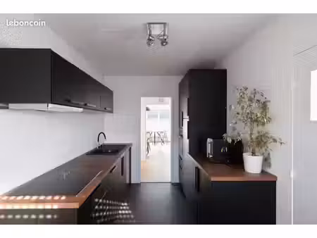 chambre meublée dans t4 de 79m2