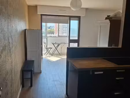 location t1 meuble 35m2 avec loggia - spe etudiant ou saisonnier - sept-juin