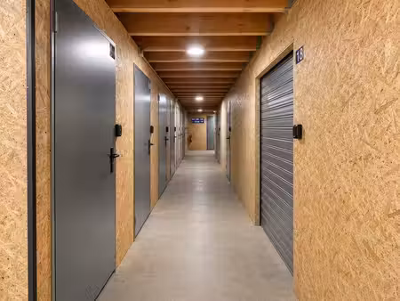 box à louer 10m² - 25 m³ à beziers