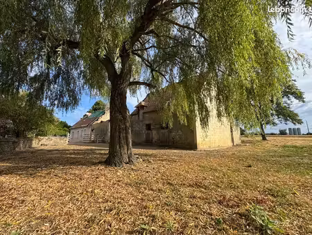 fermette avec de nombreuses dépendances