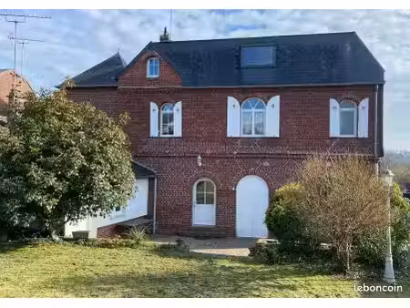 maison à louer menneval