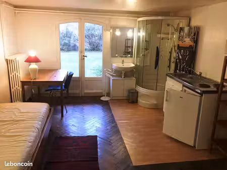 studio 20m² sur jardin tranquille