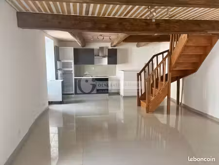appartement 3 pièces 80 m²