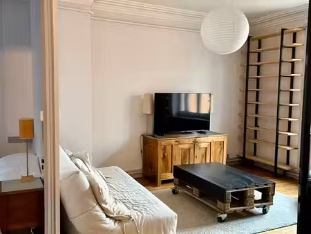 appartement meublé 56m² - 69001