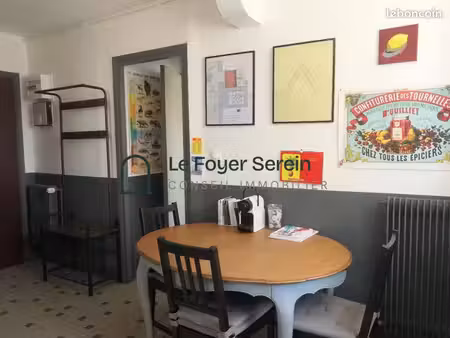 studio 1 pièce 33 m²