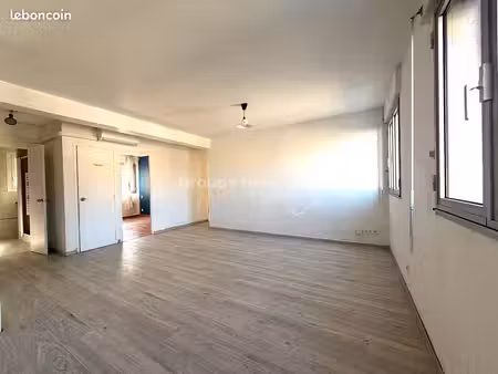 appartement 5 pièces 83 m²
