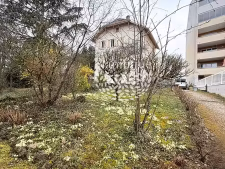 immeuble 8 pièces 430 m²