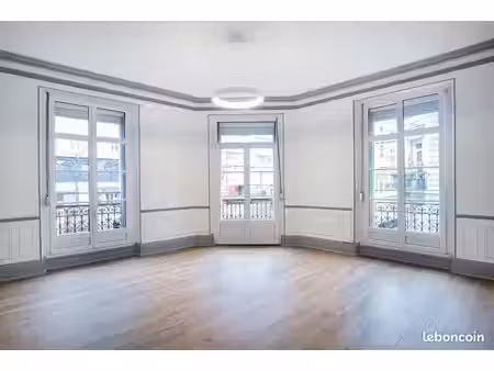 bureaux mulhouse centre / porte jeune  163 m2  disponible fin d’année 2026  climatisation 