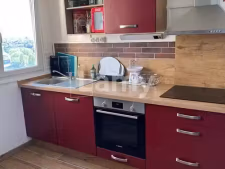 appartement 4 pièces 77 m²