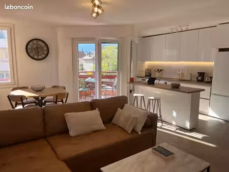 grand t2 meublé 60 m² à louer – gaillard (74240)