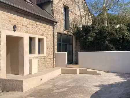 apparemment meublé