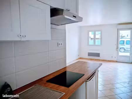 studio 1 pièce 26 m²