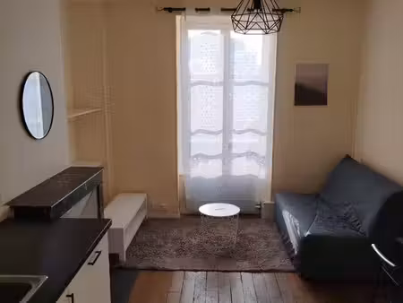 studio meublé 24m2