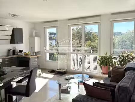 appartement 3 pièces 62 m²