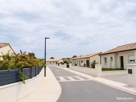 terrain 259 m² brens