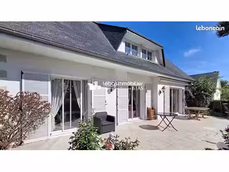 pavillon 6 pièces 140 m²