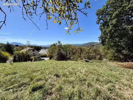terrain constructible de 719 m² – permis de construire accepté et purgé - libre constructe