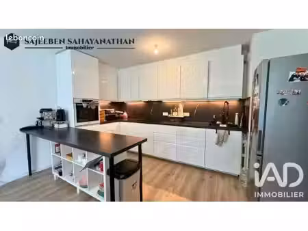 appartement 3 pièces 61 m²