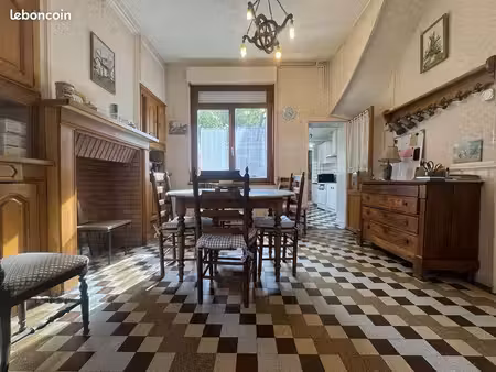 maison 4 pièces 84 m²