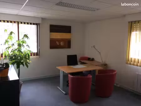 bureaux 127 m2 gibauderie