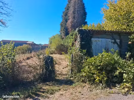 terrain constructible en centre bourg