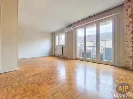 appartement 4 pièces 81 m²