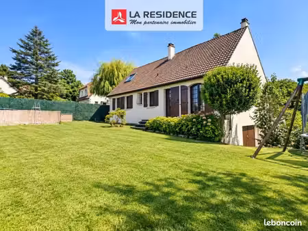 maison 8 pièces 143 m²