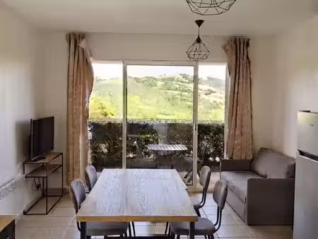 loue appartement t2 meublé à trébas les bains