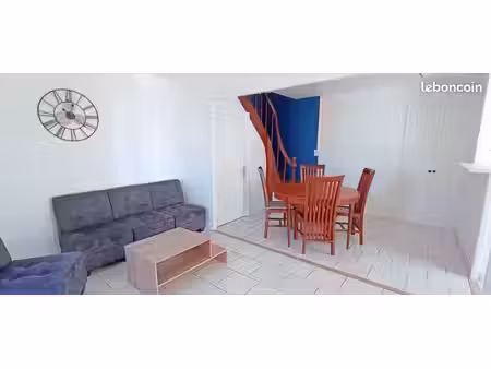 maison de ville t3 avec terrasse et parking 2 places dispo début 10/26