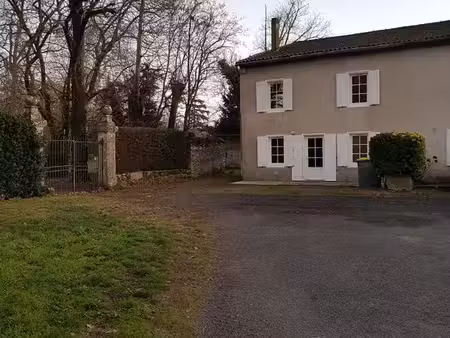 maison de village à louer