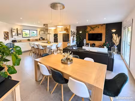 maison 4 pièces 105 m²