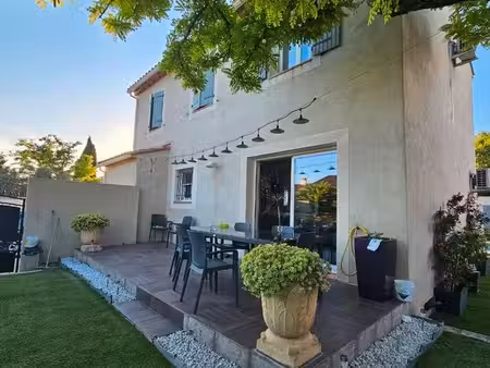 villa récente 4 pièces  97m2 avec piscine et garage