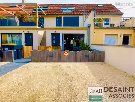 immeuble 200 m² coutevroult