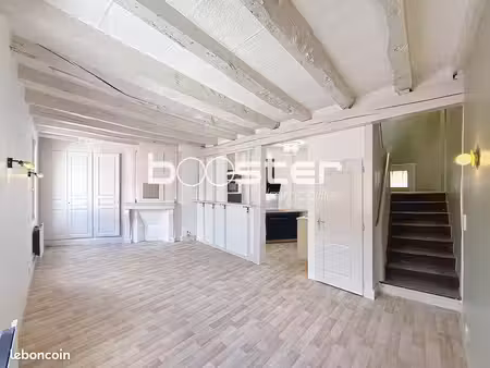 immeuble 4 pièces 90 m²