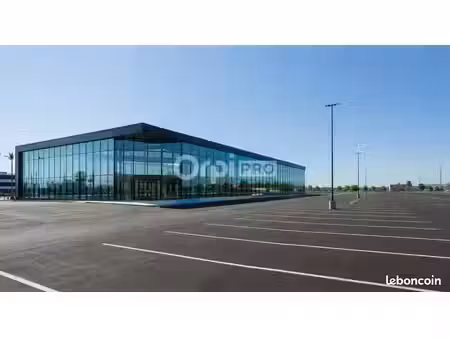 local commercial 2 111 m²